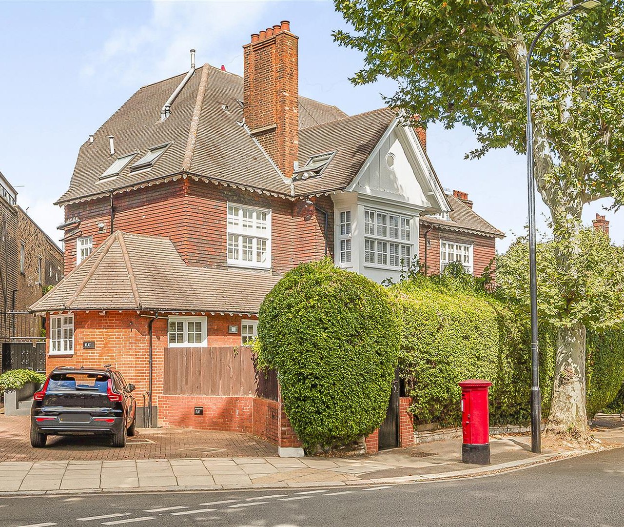 Eton Avenue, Belsize Park, NW3 3EH