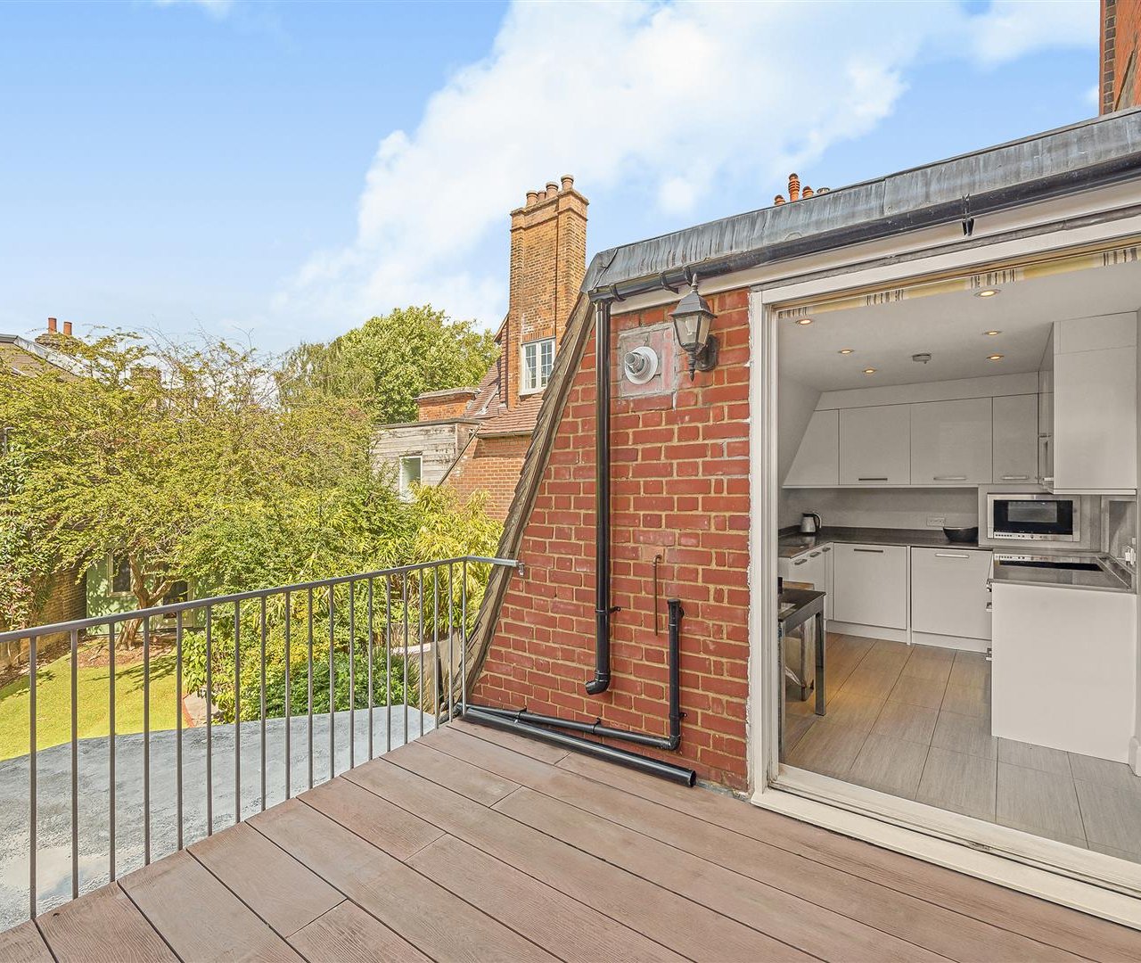 Eton Avenue, Belsize Park, NW3 3EH