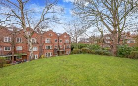 Platts Lane, London, NW3 7NR