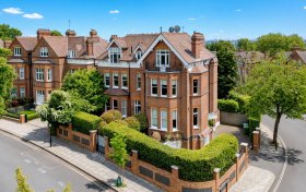 Redington Road, Hampstead, NW3 7QX
