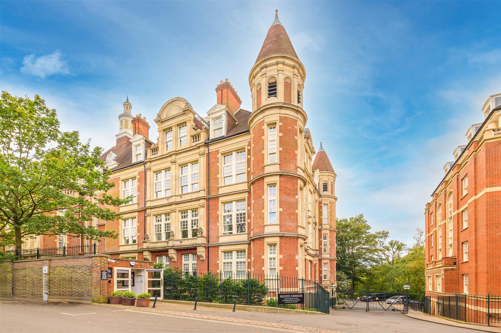 Frognal Rise, London, NW3 6PZ