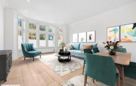 Fitzjohn's Avenue, Hampstead Village, NW3 6NT
