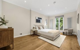Belsize Park Gardens, Belsize Park, NW3 4JJ