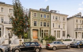 Belsize Park Gardens, Belsize Park, NW3 4JJ