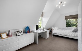 Frognal, Hampstead, NW3 6YA