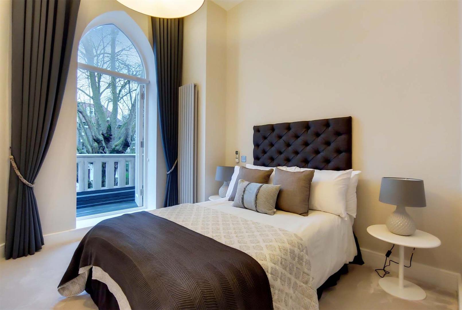 Fitzjohns Avenue, Hampstead, NW3 6PH