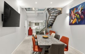 Heath Passage, Hampstead, NW3 7HB