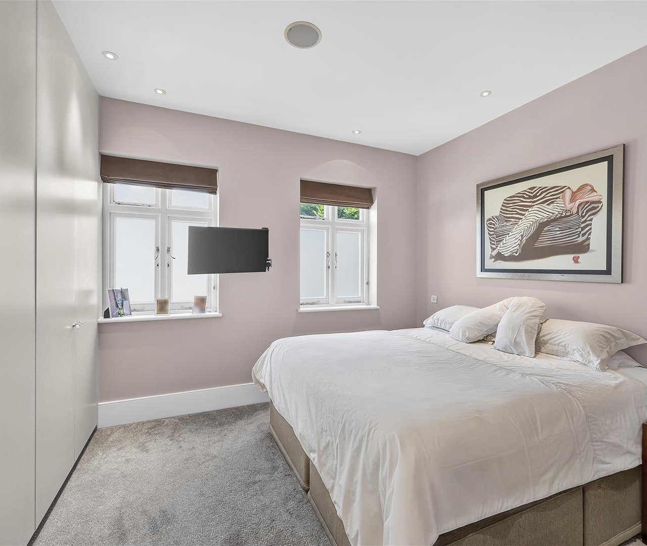 Heath Passage, Hampstead, NW3 7HB