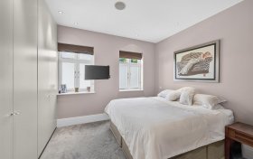 Heath Passage, Hampstead, NW3 7HB