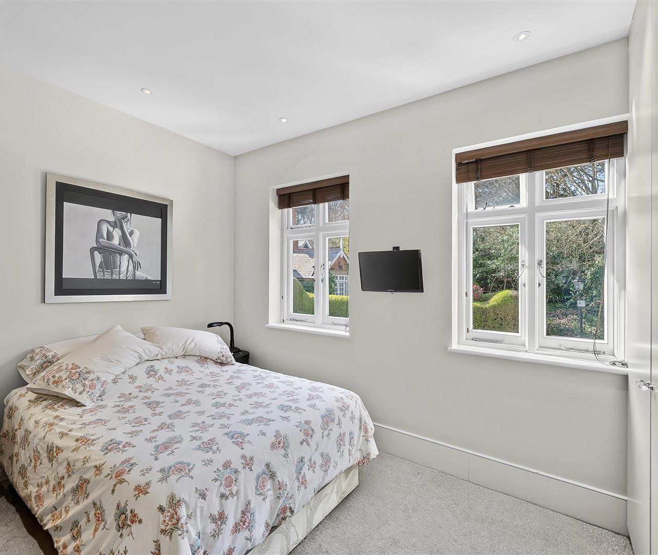 Heath Passage, Hampstead, NW3 7HB