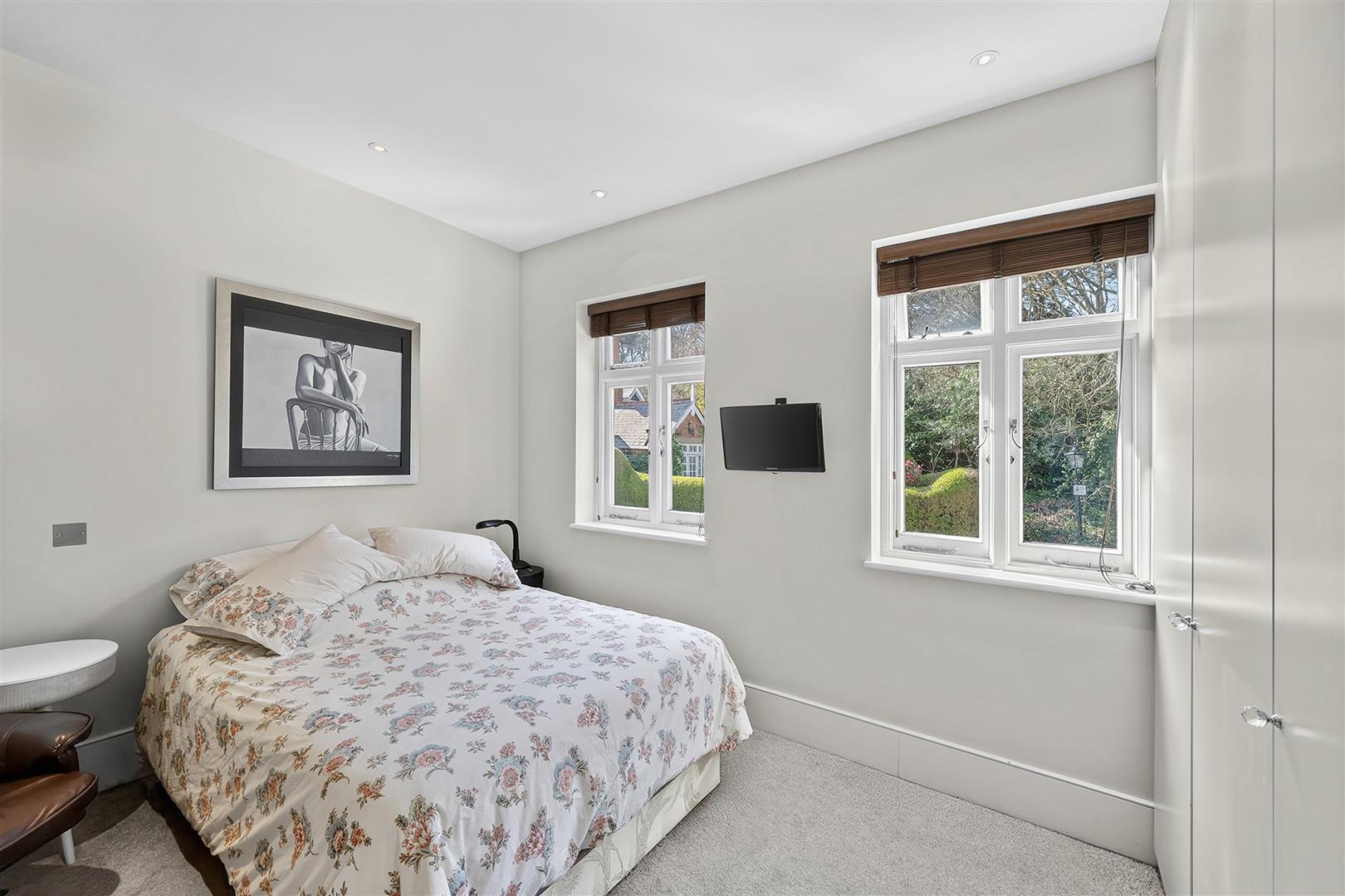 Heath Passage, Hampstead, NW3 7HB
