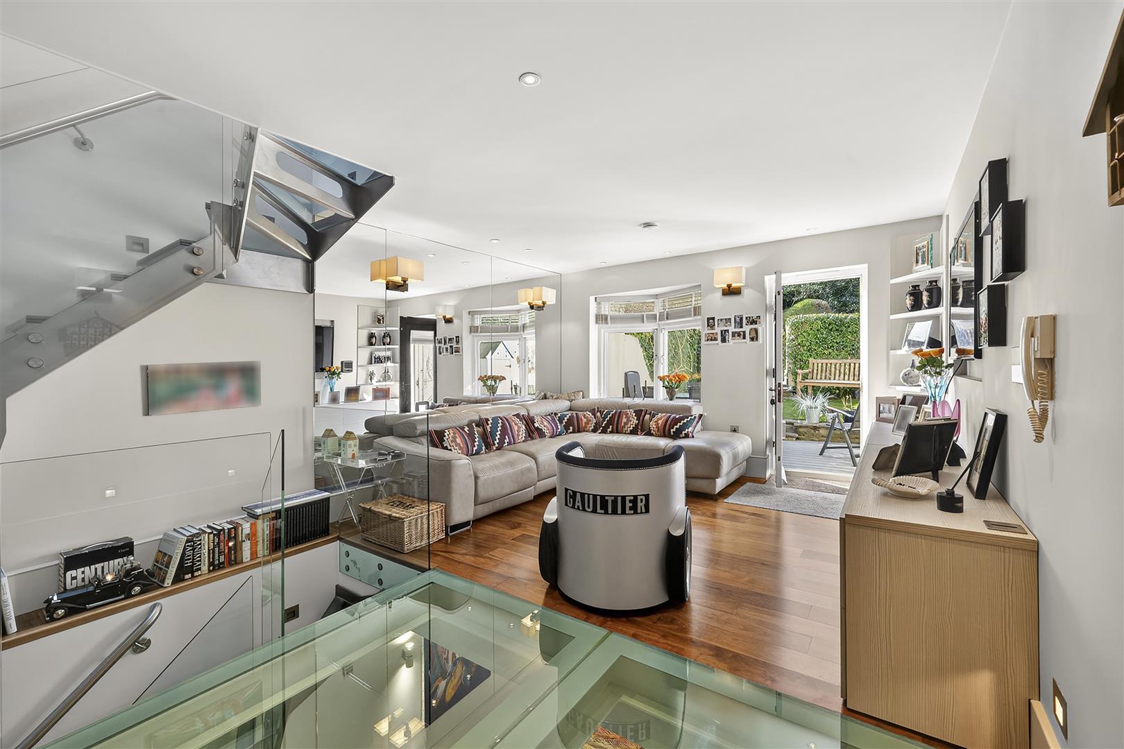 Heath Passage, Hampstead, NW3 7HB