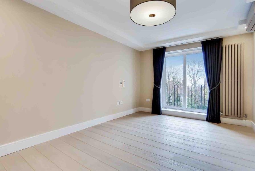Fitzjohns Avenue, London, NW3 6PH