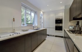 North End Way, Hampstead, NW3 7HA