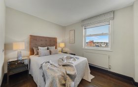 St. Johns Wood Park, St Johns Wood, NW8 6NL