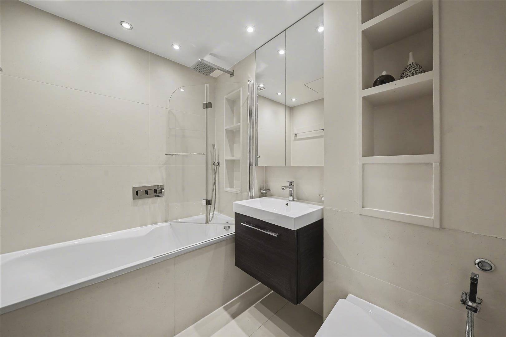 St. Johns Wood Park, St Johns Wood, NW8 6NL