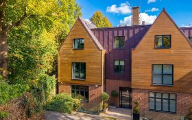 Wellgarth Road, Hampstead Garden Suburb, NW11 7HS