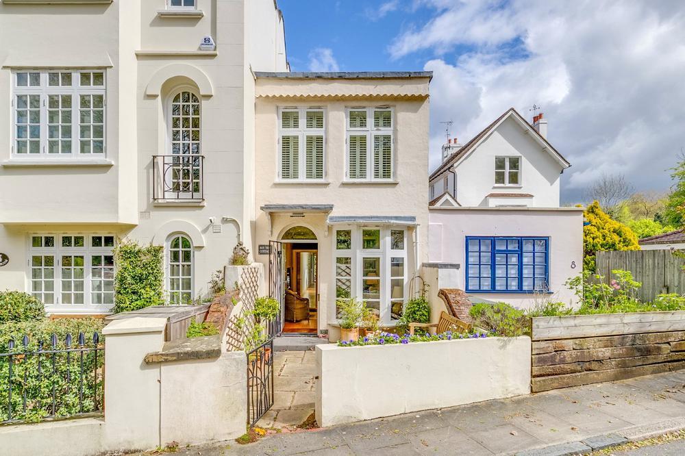 Sandy Road, London, NW3 7EY