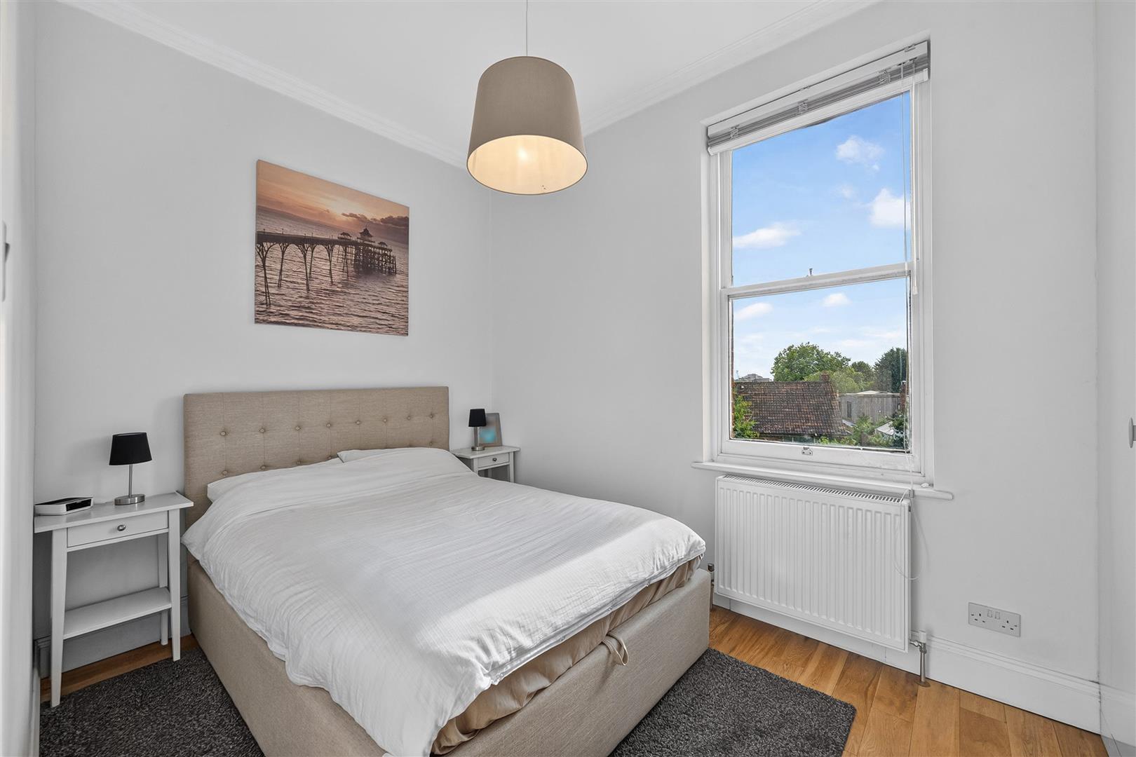Frognal, London, NW3 6AG