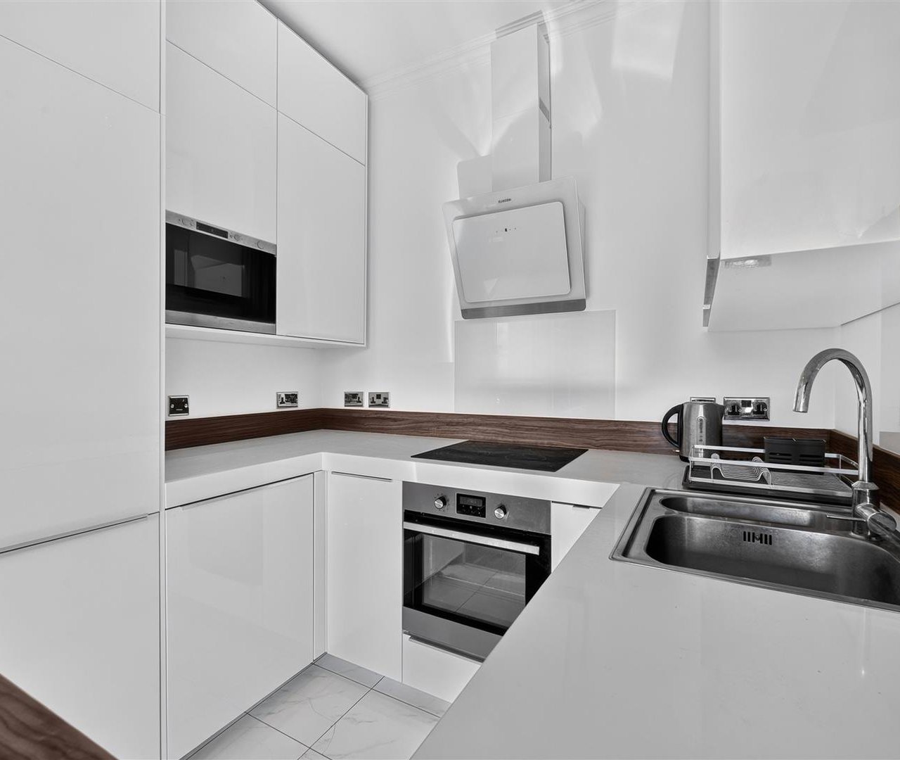 Frognal, London, NW3 6AG