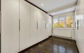 West Heath Gardens, Hampstead, NW3 7TR