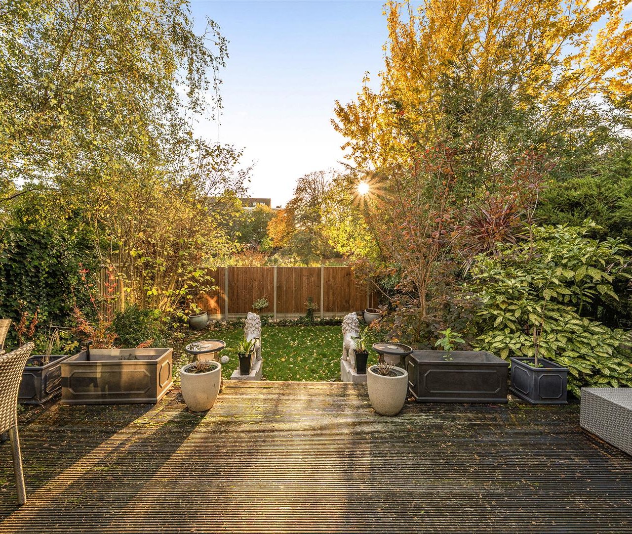 West Heath Gardens, Hampstead, NW3 7TR