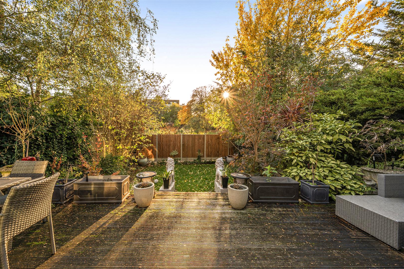 West Heath Gardens, Hampstead, NW3 7TR