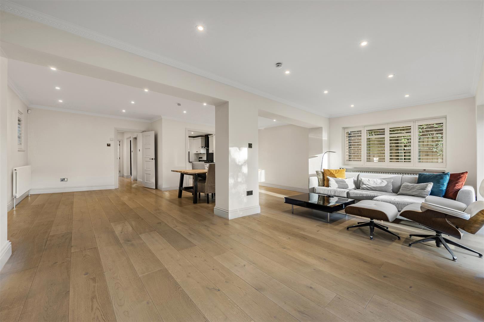 West Heath Gardens, Hampstead, NW3 7TR