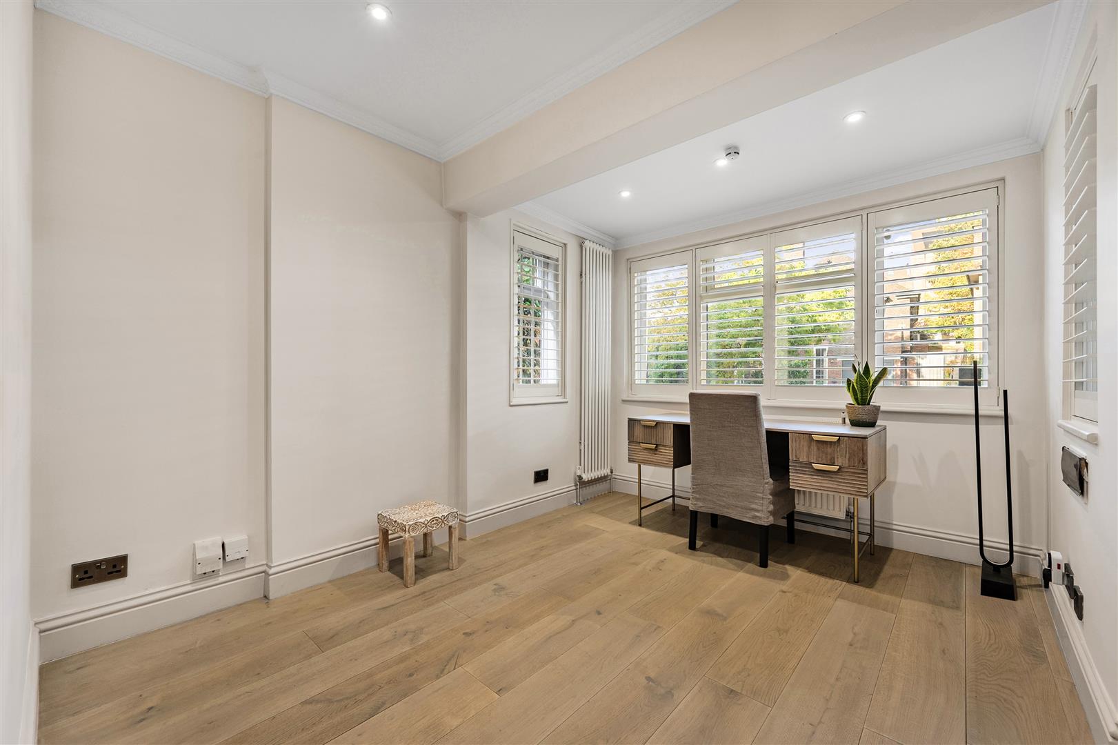 West Heath Gardens, Hampstead, NW3 7TR