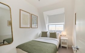 Adamson Road, Belsize Park, NW3 3HU
